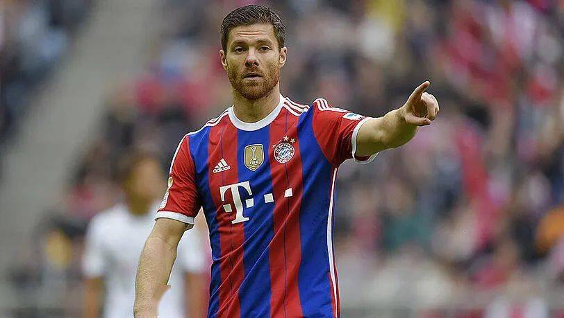  哈兰德一场进9球 