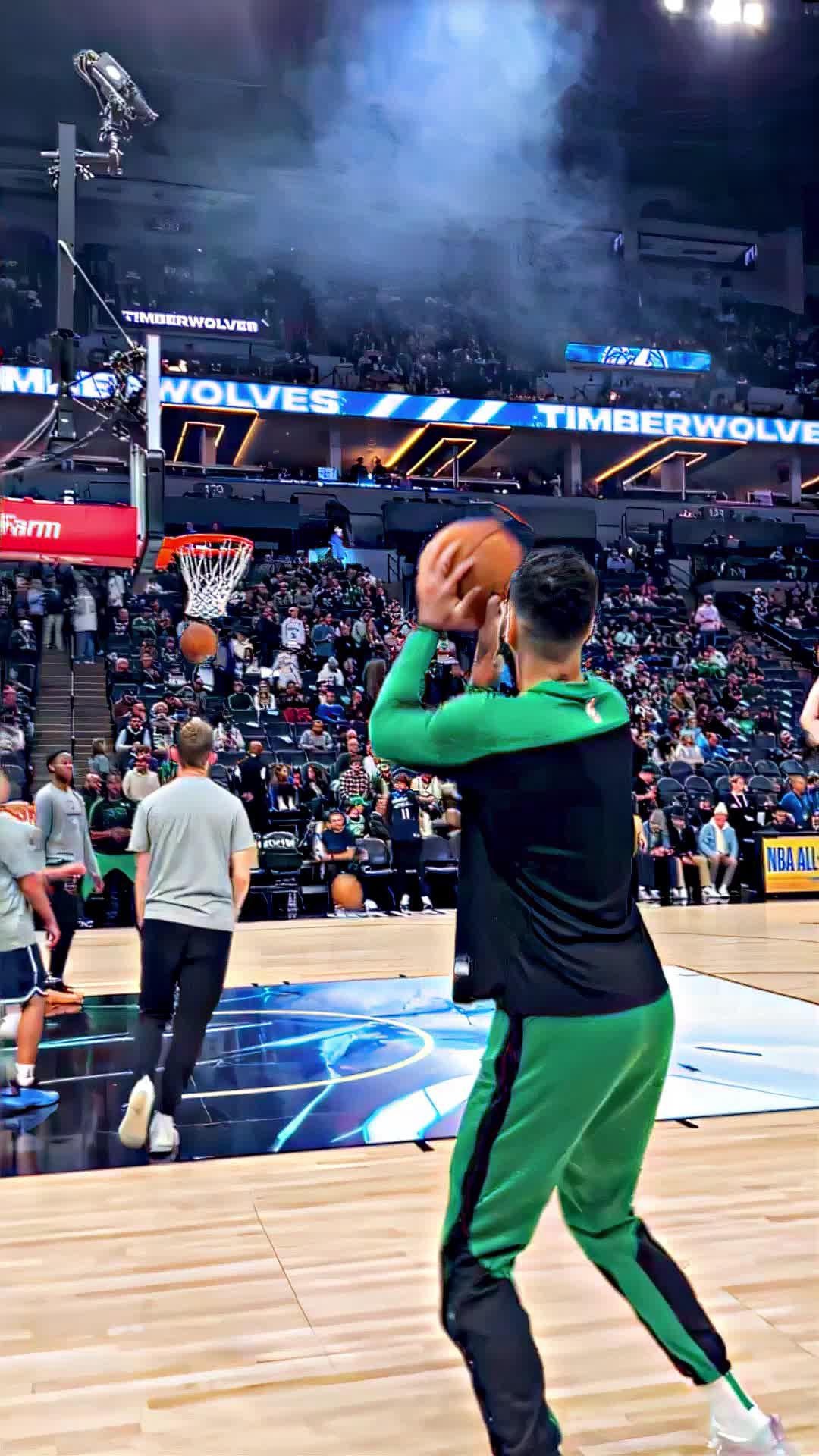 塔图姆首发 塔图姆首发