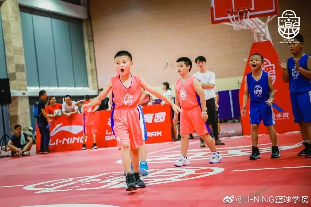 包含Ning在加拿大队比赛中大胜,势不可挡引发热议!的词条 包含Ning在加拿大队比赛中大胜,势不可挡引发热议!的词条