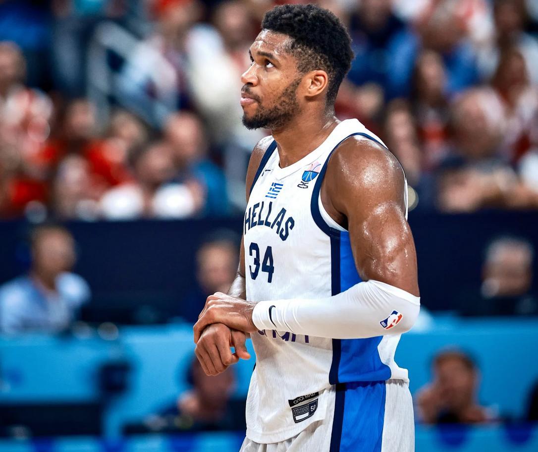 包含字母哥连续十二场比赛得分超过挺进下一轮,RNG挑战极限!的词条 包含字母哥连续十二场比赛得分超过挺进下一轮,RNG挑战极限!的词条